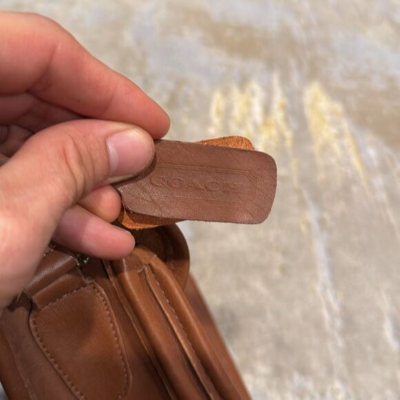 VTG Coach Praire crossbody made in USA full grain leather in GUC light brown - Picture 11 of 15